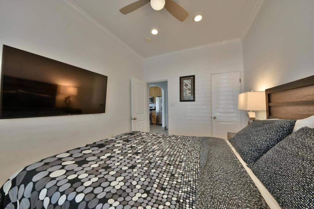 1000#1 Contemporary Home W/ Parking, Grill, & Ac! Newport Beach Exterior foto